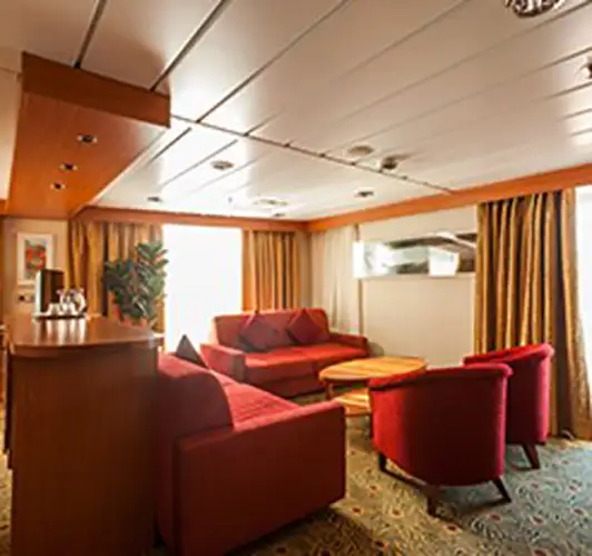 SR Royal Suite