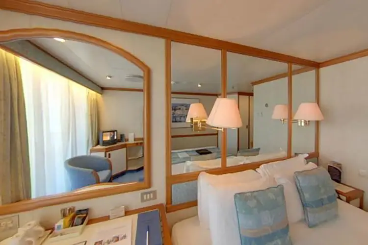 B Balcony Cabin