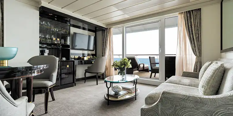 HP Horizon Penthouse Suite
